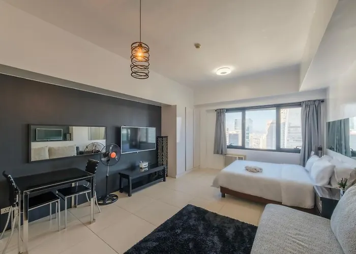 Stayhere Icon Plaza Bgc View Holiday home