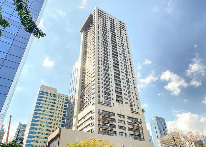 Stayhere Icon Plaza Bgc View Holiday home